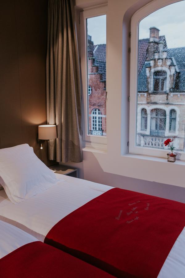 Hotel New Regina Ypres Esterno foto